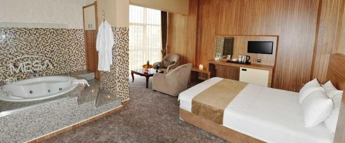 Mesa Hotel Batman Ngoại thất bức ảnh