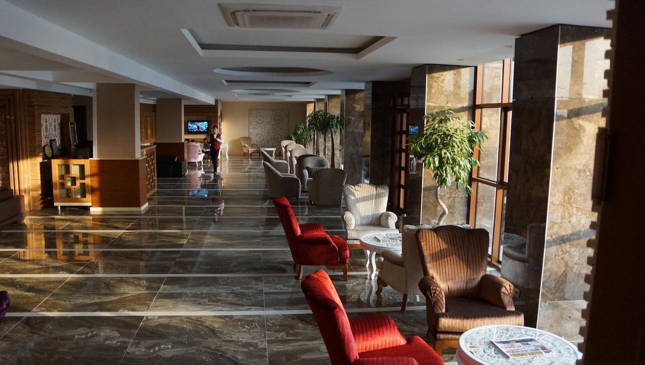 Mesa Hotel Batman Ngoại thất bức ảnh